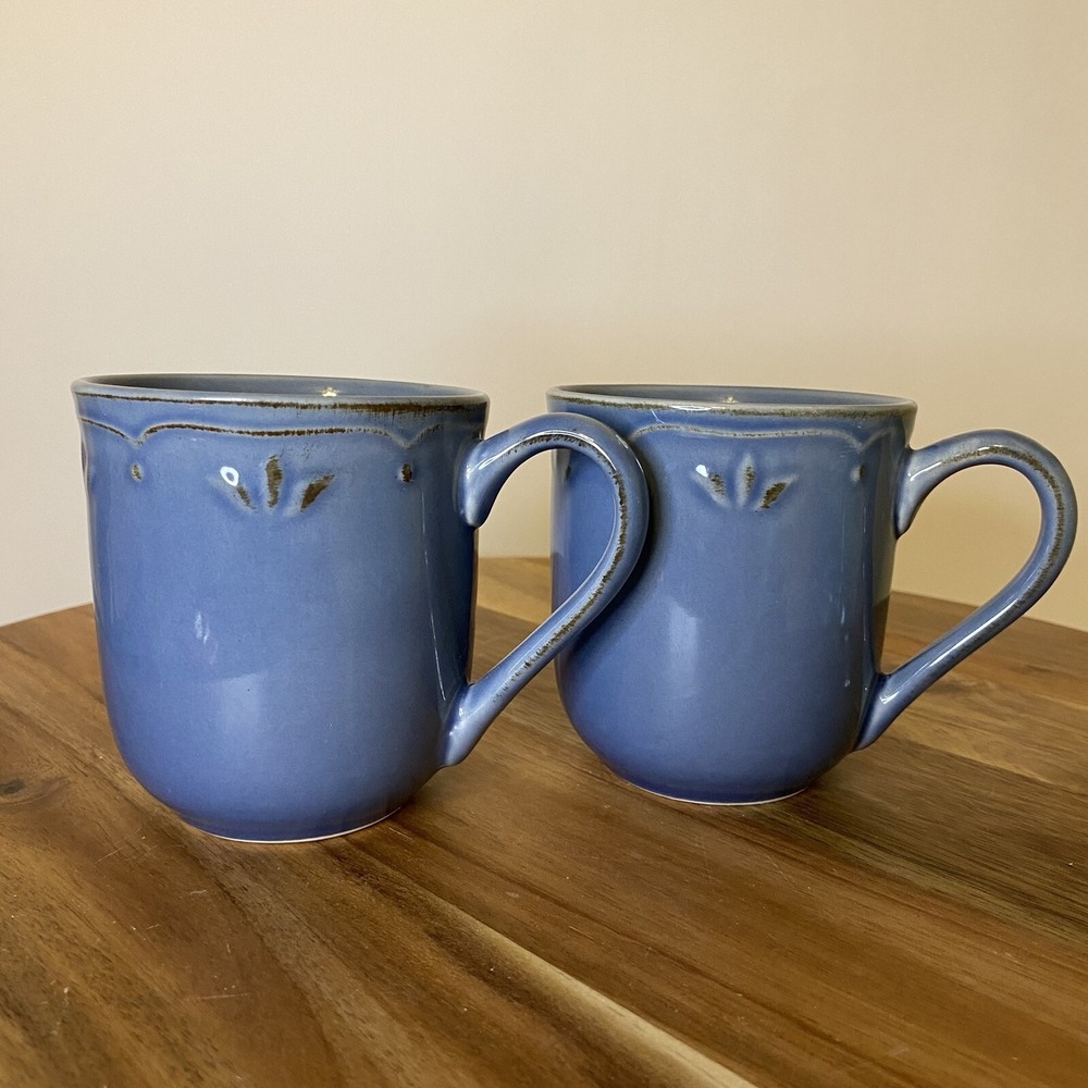 THOMSON Pottery Sicily Blue Coffee Cup / Mug Set of 2 Embossed Leaves No Chips